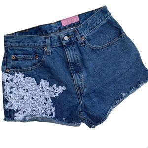 Levi Strauss & Co. Women's 505 Cutoff Jean Shorts, Size 31(12/13)